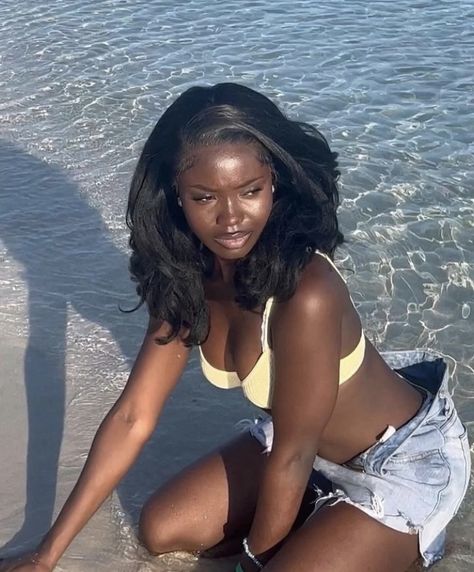 Femininity Aesthetic, Dark Skin Beauty, Black Femininity, Dark Skin Women, Black Is Beautiful, Pretty Face, Just In Case, Pretty People, Beautiful People