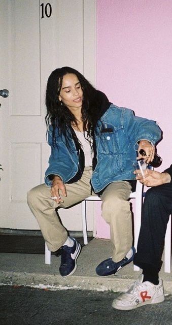 Amsterdam Fits, Houseparty Outfits, Zoe Kravitz Style, Zoe Isabella Kravitz, Quoi Porter, Zoe Kravitz, Estilo Chic, Winter Fits, Junk Drawer