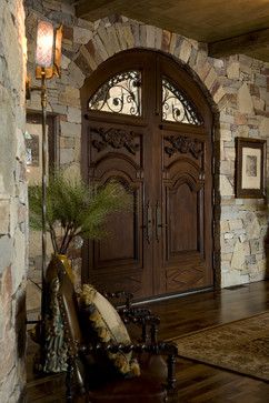 Entry Photos Old World Tuscan Design, Pictures, Remodel, Decor and Ideas - page 25 Old World Tuscan Design, Rustic Italian Home Decor, Style Toscan, Rustic Italian Home, Beautiful Front Doors, Entry Design, Tuscan Design, Rustic Italian, Mediterranean Home Decor