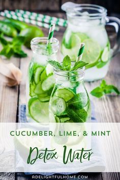 Cucumber, Lime, and Mint Detox Water Mint Detox Water, Cucumber Detox Water, Detox Kur, Mint Water, Lemon Diet, Full Body Detox, Cucumber Water, Natural Detox Drinks, Cleanse Detox