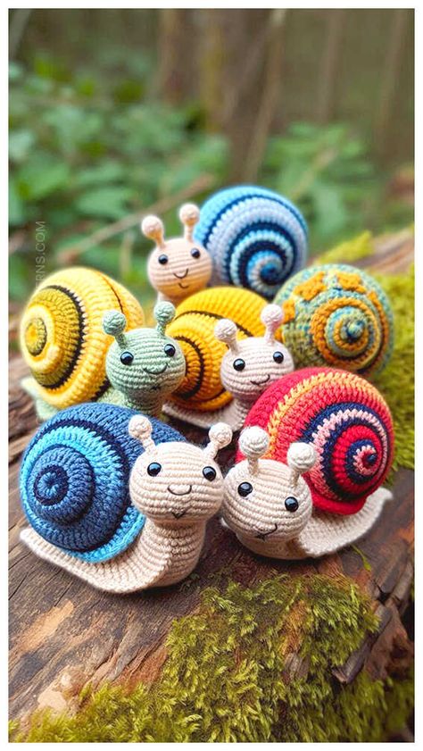 Amigurumi Snail Crochet Free Pattern Crochet Snail Applique, Free Crochet Snail Patterns, Snail Amigurumi Free Pattern, Crochet Stuffed Animals Free Patterns Easy, Snail Crochet Pattern Free, Snail Crochet Pattern, Amigurumi Snail, Snail Pattern, Free Crochet Amigurumi Patterns