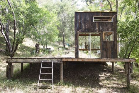 The finished project Mason St. Peter's cabin in Topanga Canyon Tiny House Swoon, Camp House, Cabin Tiny House, Topanga Canyon, Tiny Cabins, Tiny Cottage, Surf Shack, Tiny Cabin, Tiny House Movement