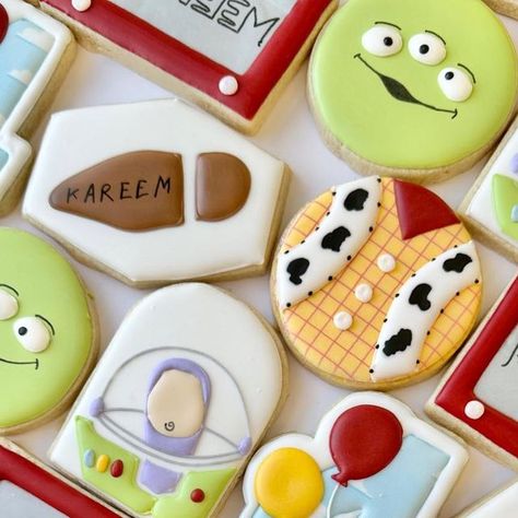 Toy Story Cookies, Toy Story Birthday, Buzz Lightyear, Toy Story, So Happy, Fondant, Happy Birthday, Toys, Birthday