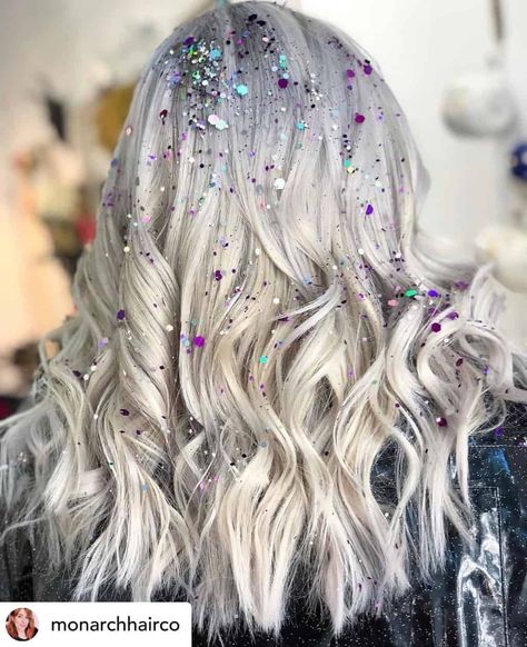 2024 Hair Color Trends | Transform Your Look with Balayage Festival Hair Tutorial, White Ombre Hair, Wigs Black, Short Ombre Hair, Salt And Pepper Hair, Wigs Glueless, Wigs Short, Grey Wig, Festival Hair