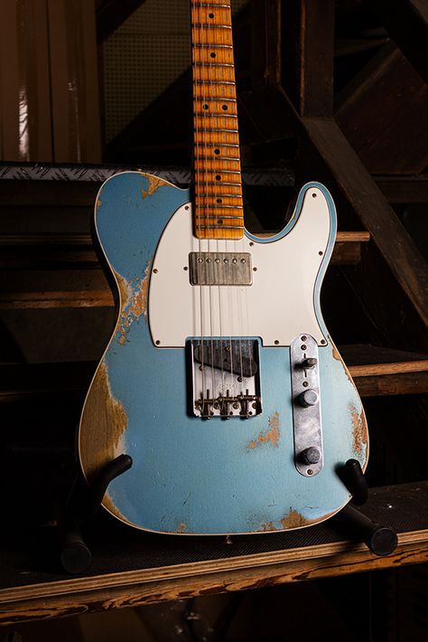 FENDER CUSTOM SHOP 65 HS TELECASTER CUSTOM HEAVY RELIC LAKE PLACID BLUE Blue Telecaster, Fender Guitars Telecaster, Relic Telecaster, Telecaster Relic, Fender Custom Shop Telecaster, Vintage Telecaster, Guitar Inlay, Learn Guitar Chords, Telecaster Custom