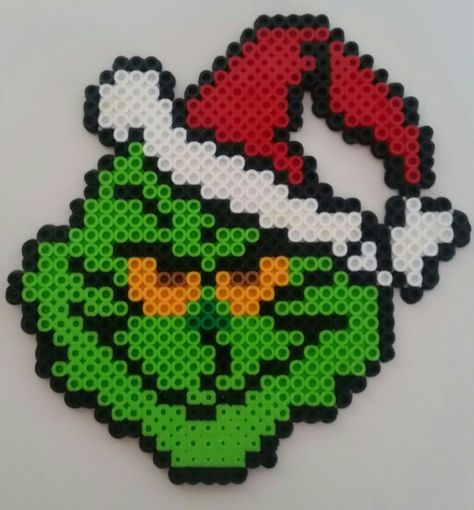 The grinch in Perler Beads Grinch Fuse Beads, The Grinch Perler Beads, Christmas Iron Beads, Grinch Perler Beads, Grinch Perler Bead Patterns, Disney Perler Bead Patterns, Christmas Hama Beads, Christmas Perler Bead Patterns, Perler Bead Christmas