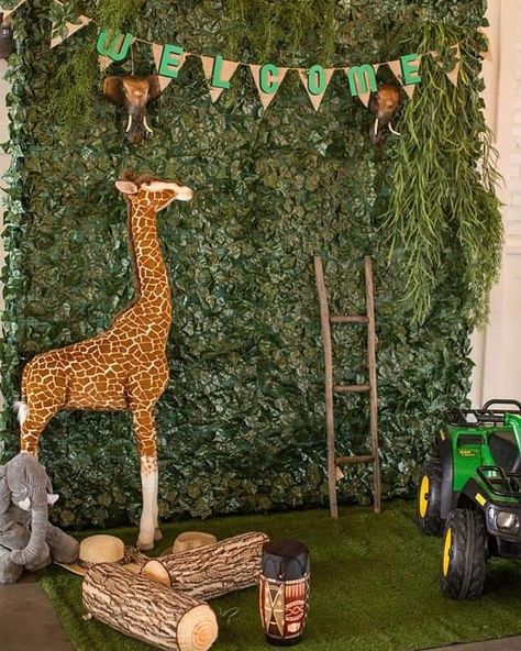 The Perfect Party Design (@perfectpartydesign) • Instagram photos and videos Storybook Land, Jungle Theme Birthday Party, Jungle Decorations, Safari Animals Birthday, Jungle Theme Parties, Jungle Theme Birthday, Jungle Safari Party, Batman Birthday Party, Safari Decorations