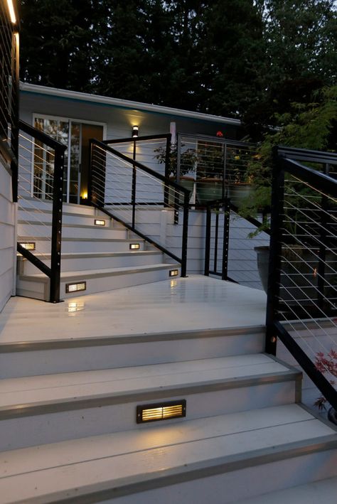 Lighting On Deck, Cable Deck Railing Ideas, Metal Deck Framing, Cable Deck Railing, Horizontal Deck Railing, Grey Deck, Ground Level Deck, Deck Renovation, Cable Railing Deck