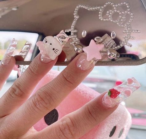 Charmmy Kitty, Long Acrylic Nail Designs, Cute Acrylic Nail Designs, Y2k Nails, Hello Kitty Nails, Really Cute Nails, Long Acrylic Nails Coffin, Kawaii Nails, Acrylic Nails Coffin