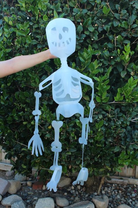 Halloween Milk Jugs, Skeleton Ideas, Milk Jug Crafts, Life Size Skeleton, Old Milk Jugs, Dark Skeleton, Eco Friendly Diy, Milk Jugs, Fall Things