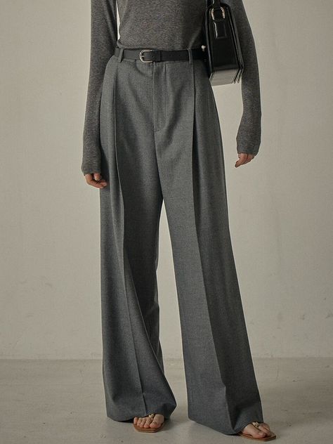 Designer fashion, Seoul-fully created | W Concept Estilo Kardashian, Wide Leg Dress Pants, Pants Large, New Pant, Trouser Style, Nyc Fashion, Suit Pants, Wool Pants, Trouser Suits