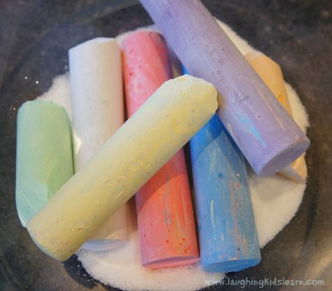 Homemade Chalk Powder - Laughing Kids Learn Diy Gender Reveal Powder, Gender Reveal Powder, Diy Gender Reveal, Homemade Chalk, Party Stuff, Gender Reveal, The Kids, Kids Learning, Baking Soda