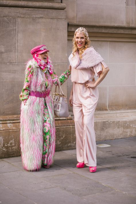 Street View: What People Wore To Melbourne Fashion Week #refinery29 https://www.refinery29.com/en-au/best-street-style-melbourne-fashion-week-2022#slide-1 Melbourne Fashion Week, Melbourne Street Style, What People Are Wearing, A Lexicon Of Fashion, Melbourne Street, Melbourne Fashion, The Best Street Style, Best Street Style, Cool Street Fashion