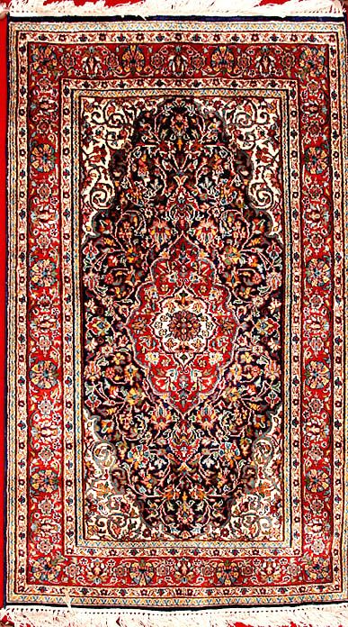 carpet Kashmiri Motifs Design, Phirans Kashmiri, Kashmiri Tilla Embroidery Pheran, Kashmiri Floral Motifs, Kashmiri Carpets, Carpet Decor, Graphic Design Brochure, Royal Red, India Art