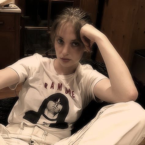 Maya Hawke Icons, Maya Hawke, So Beautiful, How Can