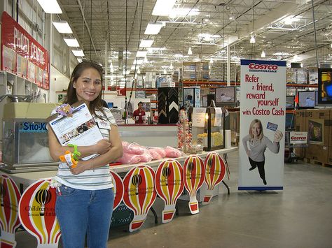 Childrens Miracle Network Ideas, Cmn Ideas, Costco Canada, Charity Ideas, Children's Miracle Network Hospitals, Fundraiser Ideas, Balloon Display, Fundraising Ideas, A Miracle