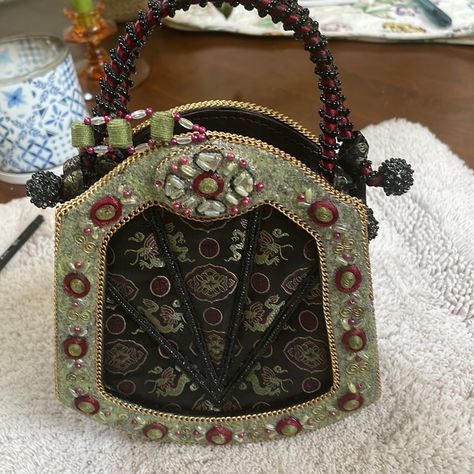 Nwot Mary Frances Beaded Purse Beautiful Black With Burgundy And Green Stitching And Beads. Perfect Statement Bag. Babydoll Goth, Mary Frances Bags, Mary Frances Handbags, Pretty Fits, Mary Frances, Victoria Secret Pink Bags, Bow Bag, Hot Bags, Women Crossbody Bag