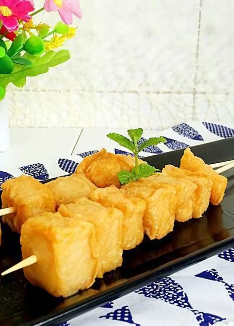 Fish Tofu Recipe, Taiwanese Recipes, How To Make Fish, Fish Cakes, Tofu Recipe, Taiwanese Food, Easy Chinese Recipes, Easy Chinese, Fish And Meat