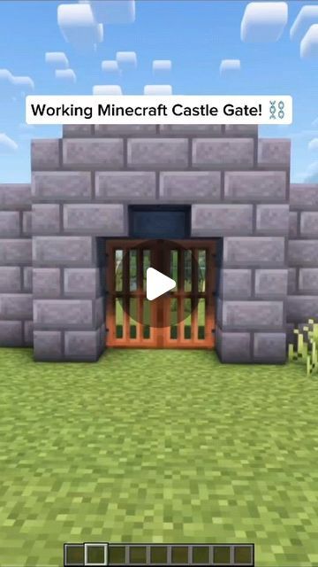 Wasa on Instagram: "Working Minecraft Castle Gate ⛓️  #minecraft #tutorial #castle" Castle Stables Minecraft, How To Build Minecraft Castle, Cobblestone Castle Minecraft, Minecraft Castle Roof Design, How To Make A Castle In Minecraft, Castle Base Minecraft, Rivendell Minecraft, Big Castle Minecraft, Minecraft Town Ideas Layout Medieval