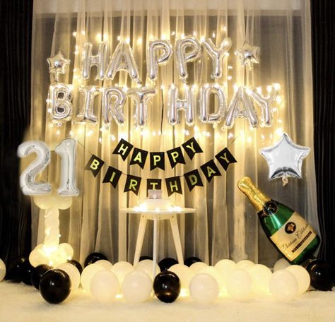 18th Birthday Decorations At Home, 25th Anniversary Decorations, Surprise Birthday Decorations, Birthday Decorations At Home, Champagne Birthday, Sweet 17, Happy Birthday Decor, Birthday Room Decorations, Simple Birthday Decorations