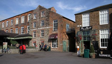 Are you looking for the best restaurants in Blarney?  Blarney, located 8 kilometers from the heart of Cork City in the heart of the beautiful wooded countryside, has a wealth of exciting attractions for tourists. The town square, which has been meticulously preserved, is one of the most striking attractions. The town of Blarney grew... Read the Post The post 9 Best Restaurants In Blarney appeared first on Ireland Travel Guides. Monk Fish, Tree Restaurant, Ireland Itinerary, Ireland Travel Guide, Cork City, Ireland Vacation, Castle Hotel, Town Square, Wood Fired Pizza