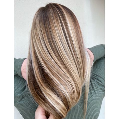 Blonde Highlights With Lowlights, Icy Blonde Highlights, Babylights Blonde, Honey Hair Color, Brown With Blonde Highlights, Honey Blonde Highlights, Brown Hair With Blonde Highlights, Hair Color Light Brown, Education Inspiration