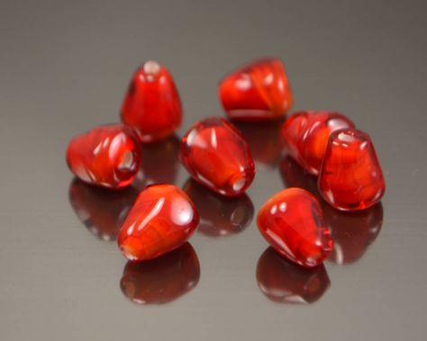 Pomegranate Beads, Berry Jewelry, Beaded Fruit, Fruit Beads, Glass Lampwork, Food Fruit, Pomegranate Seeds, Designer Blouse, Candy Recipes