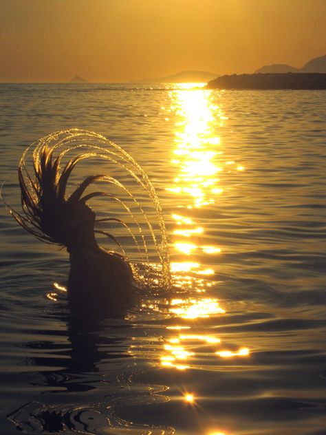 Mermaid Yellow Mermaid Aesthetic, Yellow Mermaid, Mermaid Photos, Gold Mermaid, Girl In Water, Mermaid Aesthetic, Silhouette Photos, Yellow Aesthetic, Underwater Photography