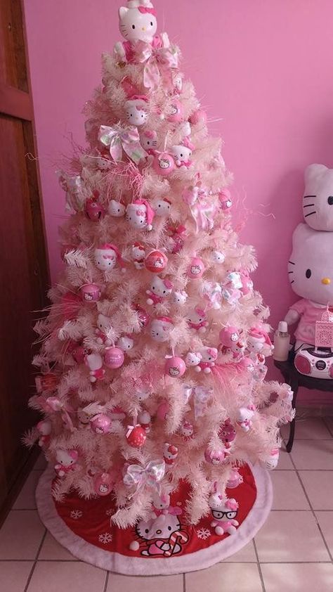 Hello Kitty Outfit, Tapeta Hello Kitty, Hello Kitty Christmas Tree, Hello Kitty Room Decor, Tapeta Z Hello Kitty, Rosa Shocking, Images Hello Kitty, Hello Kitty House, Hello Kitty Rooms