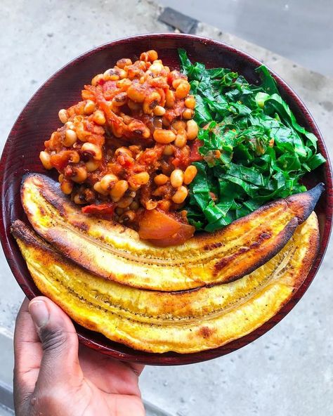 Ghanaian Cuisine, Ghanaian Recipes, Ghanaian Food, Middle Eastern Food, Plantain Recipes, Light Soups, West African Food, Africa Food, Nigerian Food