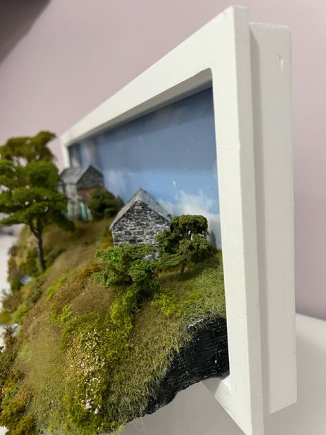 Picture Frame Diorama, Frame Diorama, How To Make Trees, Mini World, Moss Wall, Model Aircraft, Artsy Fartsy, Shadow Box, Dungeons And Dragons