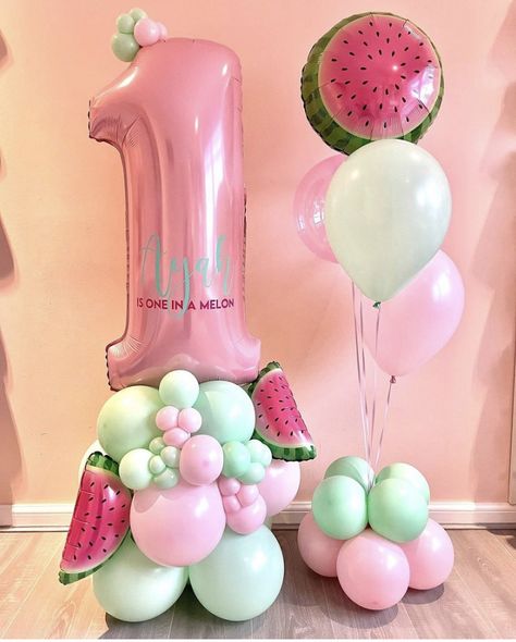 Fruit Theme Balloon Garland, Strawberry Theme Balloons, Watermelon 2nd Birthday Party, One In A Melon Balloon Garland, One In A Melon Balloons, One In A Melon Backdrop, Watermelon 1st Birthday Party Girl, Watermelon Themed First Birthday, One In A Melon First Birthday