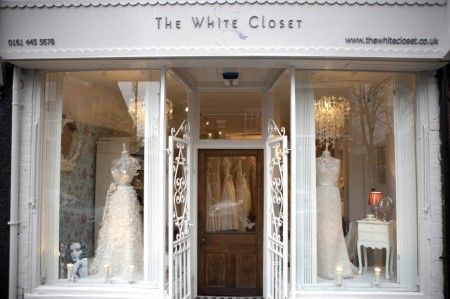 Bridal Shop Interior, Bridal Shop Decor, Bridal Shop Ideas, Its Complicated, Bridal Boutique Interior, Gown Boutique, White Closet, Store Window Display, Boutique Display