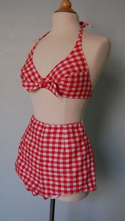 Americana Outfits, Vintage Americana Aesthetic, Swimwear Cute, Gingham Outfit, Shorts Aesthetic, Beach Girl Aesthetic, Coquette Core, Prettiest Girl, Fresh Girls