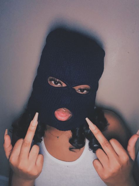 Ski Mask Fashion, Face Mask Aesthetic, Girl Gang Aesthetic, Gangster Girl, Hijab Aesthetic, Cute Tumblr Wallpaper, Mask Girl, Black Couples Goals, Grunge Girl