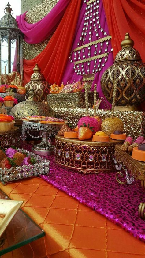 Persian Nights Theme, Moraccon Theme Party, Arabian Nights Quinceanera Theme, Moraccon Theme Decor, Moroccan Centerpieces, Arabic Theme Party, Arabic Night Party Ideas, Moroccan Party Decor, Indian Theme Party