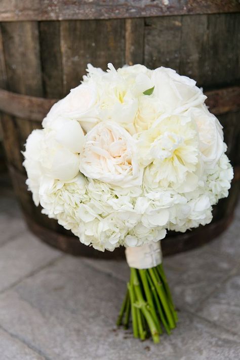 The bouquets were filled with hydrangeas, peony’s, roses and garden roses. The flower combination was simply exquisite. My bouquet was all white. White Peony And Hydrangea Bouquet, Peonies And Hydrangeas Bouquet, Hydrangea And Peony Bouquet, Rose And Hydrangea Bouquet, Tropical Wedding Bouquets, Blush Peony, Bridesmaid Bouquet White, Wedding Flowers Hydrangea, Cheap Wedding Flowers