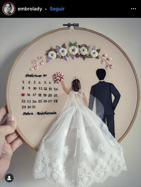 Beginner Photoshop, Flowers Hand Embroidery, Wedding Embroidery Hoop, Embroidery Hoop Art Diy, Embroidery Patterns Flowers, Wedding Hoop, Hand Embroidery Patterns Free, Handmade Wedding Gifts, Simple Hand Embroidery Patterns