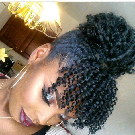 Curly Bangs With Bun, Bangs With Bun, Natural Bangs, Bun With Bangs, Black Hair Updo Hairstyles, Curly Bun, Curly Bangs, Natural Afro Hairstyles, Pelo Afro