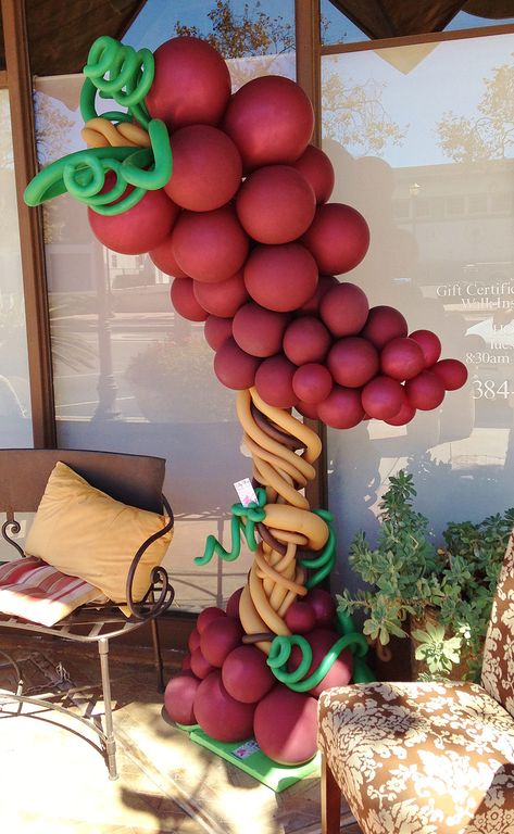 Grape Balloon Arch, Wine Balloon Decorations, Decorating Balloons, Wine Party Decorations, Unique Event Decor, Camarillo California, Italian Party, Balloon Artist, Wine Party