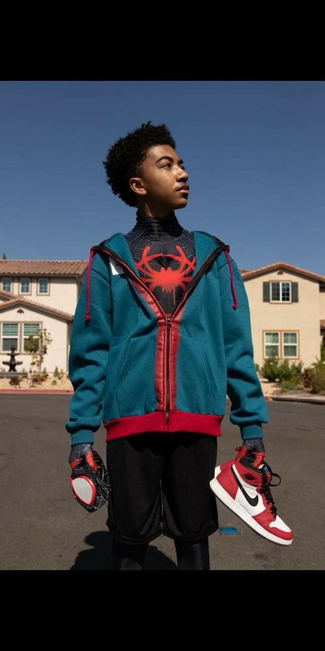 Miles Brown Miles Morales, Miles Morales Outfit Aesthetic, Trans Miles Morales, Miles Morales Cosplay, Miles Morales Costume, Miles Brown, Spider Man Costume, Costumes 2024, 9 Birthday