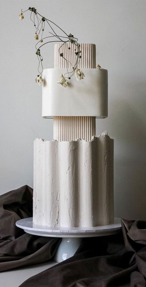 Cake Ideas Beach, Buttercream Ganache, Textured Wedding Cakes, Modern Cake, Elegance Wedding, Modern Cakes, Luxury Wedding Cake, Wedding Cake Ideas, Amazing Wedding Cakes