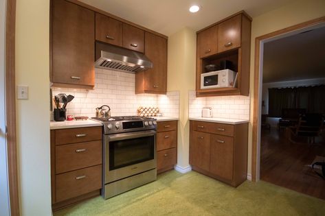 Portland Mid-Century Kitchen - Midcentury - Kitchen - Portland - by REF Construction LLC | Houzz Kitchen Midcentury, Midcentury Kitchen, Coastal Beach House, Mid Century Kitchen, Coastal Beaches, Portland, Century Modern, Beach House, Mid-century Modern