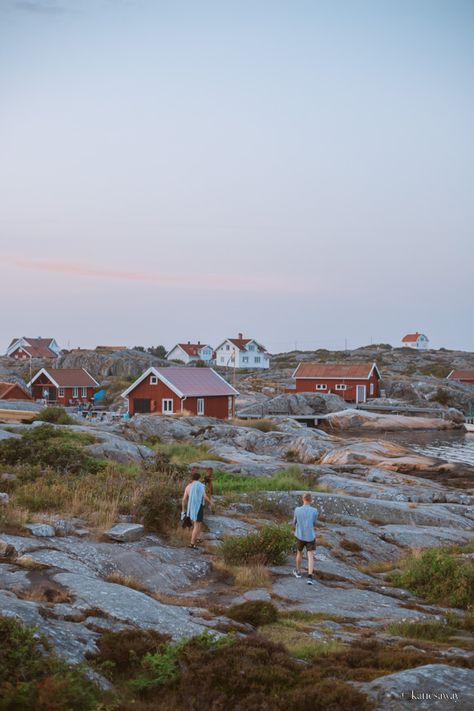 15 Places To Visit During Summer in Sweden (2024) - Katiesaway Sweden Travel Photography, Sweden Must See, Scandinavian Road Trip, Sweden Travel Guide, Stockholm Sweden Summer, Scandi Summer Aesthetic, Living In Sweden, Sweden Travel Aesthetic, Sweden Honeymoon