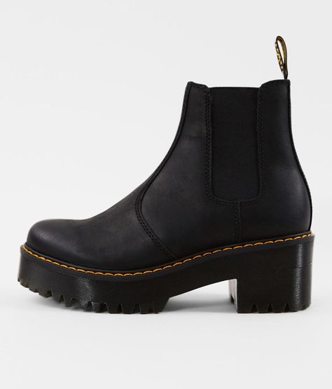 Dr Martens Rometty, Chealsea Boots, Leather Chelsea Boots Women, Dr Martens Outfits, Dr Martens Outfit, Autumn Boots, Boot For Women, Clothes Over Bros, Winter Fashion Boots