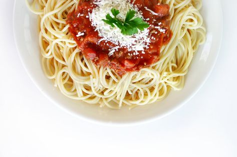 Italian pasta. Spaghetti napolitana , #AFFILIATE, #pasta, #Italian, #napolitana, #Spaghetti #ad Spaghetti Napolitana, Traditional Spaghetti, Grocery Shopping App, Spaghetti Bolognaise, Credit Karma, 10 October, Easy Pasta Recipes, Italian Pasta, Fresh Thyme