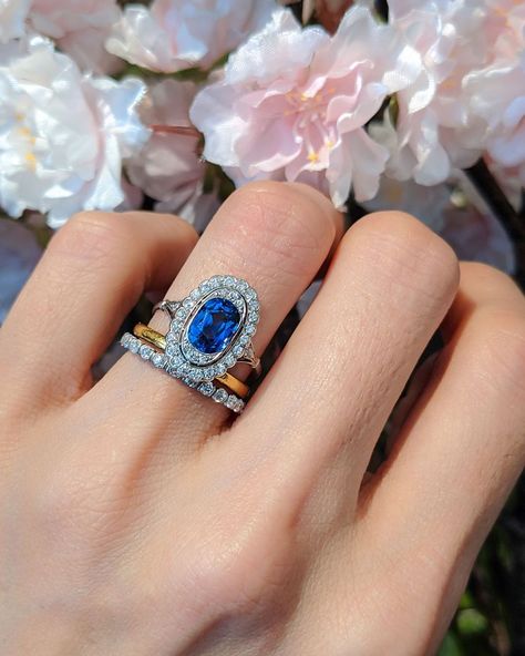 Edwardian Sapphire Ring, Ceylon Sapphire Ring, Diamond Frame, Ceylon Sapphire, Bezel Set Diamond, Edwardian Era, Bezel Setting, Oval Shape, Low Profile