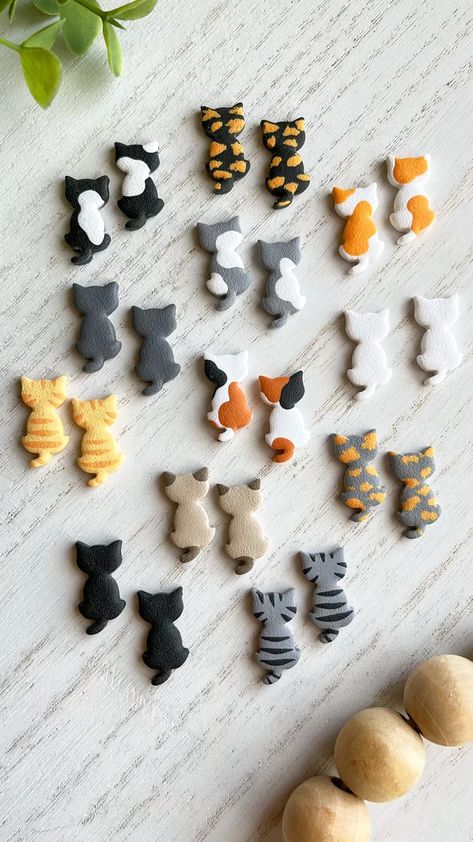 Cat Stud Earrings Cat Lover Gift Veterinarian Gifts Animal - Etsy Cat Earrings Polymer Clay, Clay Cat Earrings, Cercei Din Lut Polimeric, 3d Tiskárna, Polymer Clay Kunst, Polymer Clay Cat, Clay Cat, Cat Orange, Clay Magnets