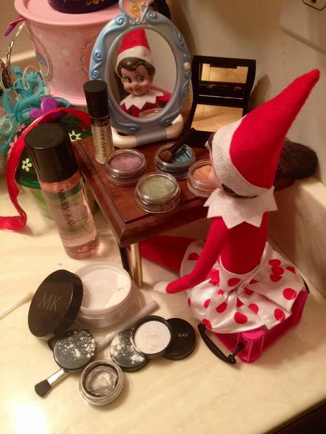 Mary Kay Facial Box, Mary Kay Christmas, Mary Kay Gifts, Crease Brush, Elf Magic, Elf On A Shelf, Awesome Elf On The Shelf Ideas, Elf Activities, Xmas Elf