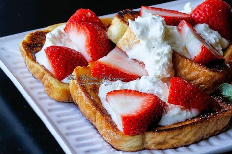 French Toast with Whipped Lemon Ricotta and Strawberries Lemon Ricotta French Toast, Whipped Lemon Ricotta, Lemon French Toast, Waffles Belgian, Strawberries Breakfast, French Toast Casseroles, Ricotta French Toast, Waffles Brunch, Waffles Breakfast